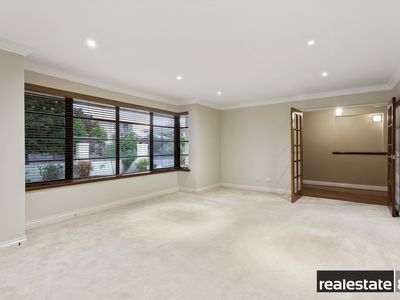 10 St Oswalds Rise, Churchlands