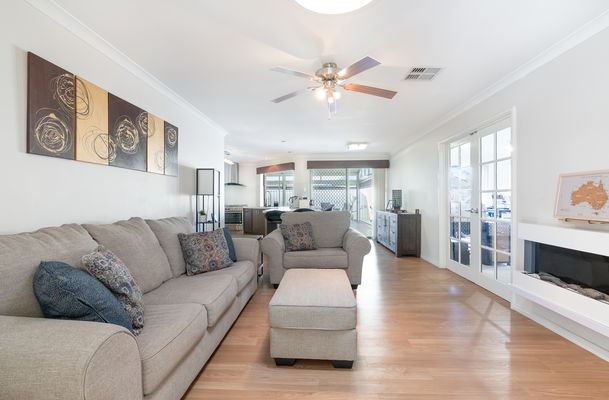 11 Keel Cove, Waikiki