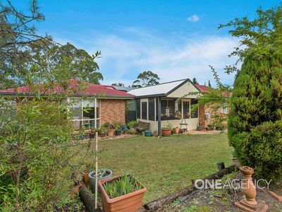 24 Tartarian Crescent, Bomaderry