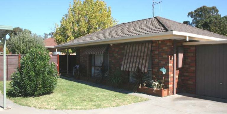 6 / 8 Kennedy Court, Euroa