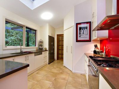 6-8 Ryans Parade, Mount Macedon