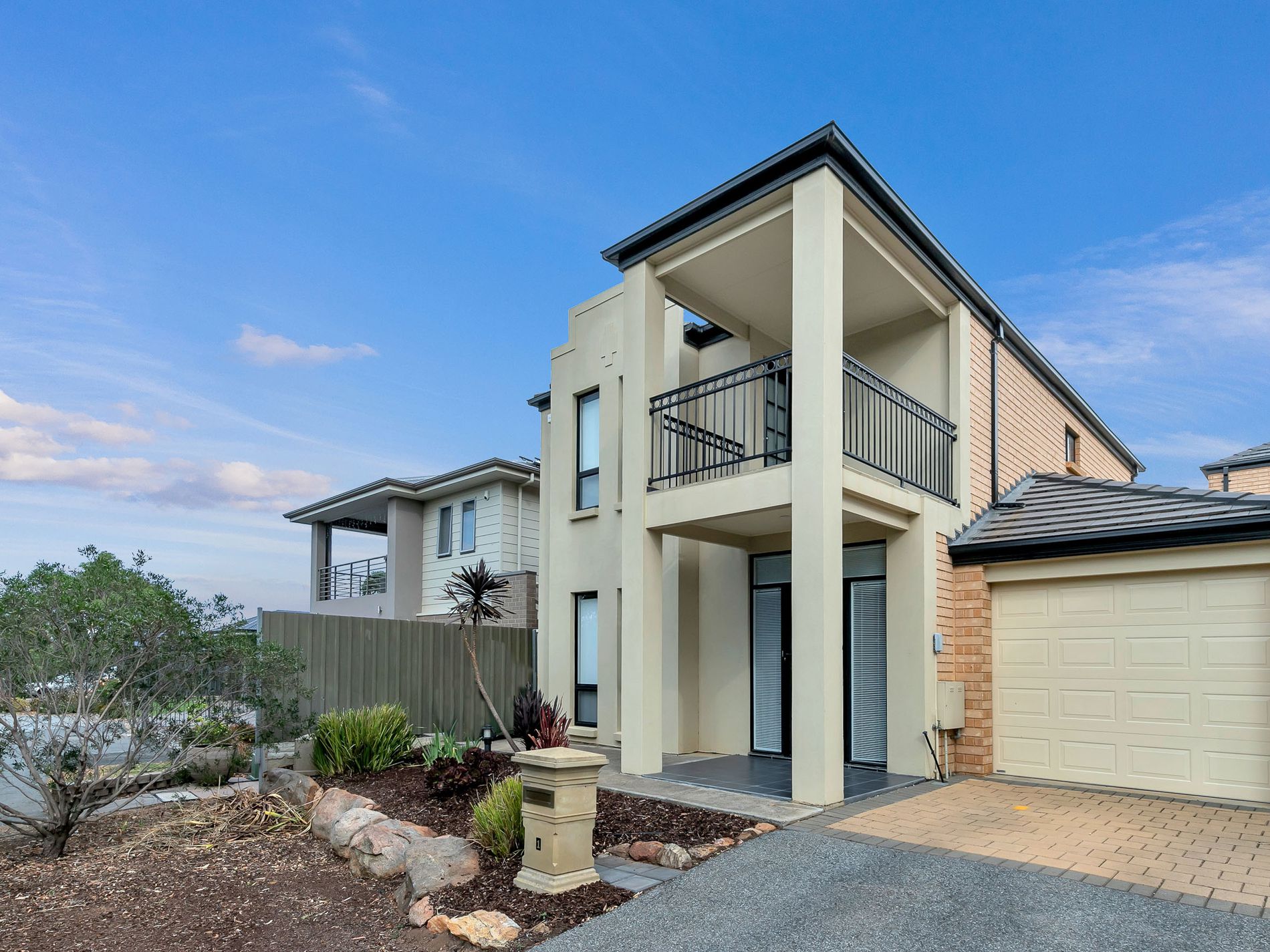 1 / 1653 Golden Grove Road, Greenwith