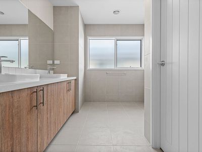 45 Fairground Promenade, Berwick