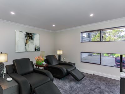 10 Greendale Place, Kelmscott
