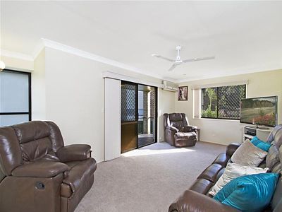 26 Knightsbridge Crescent, Rochedale South