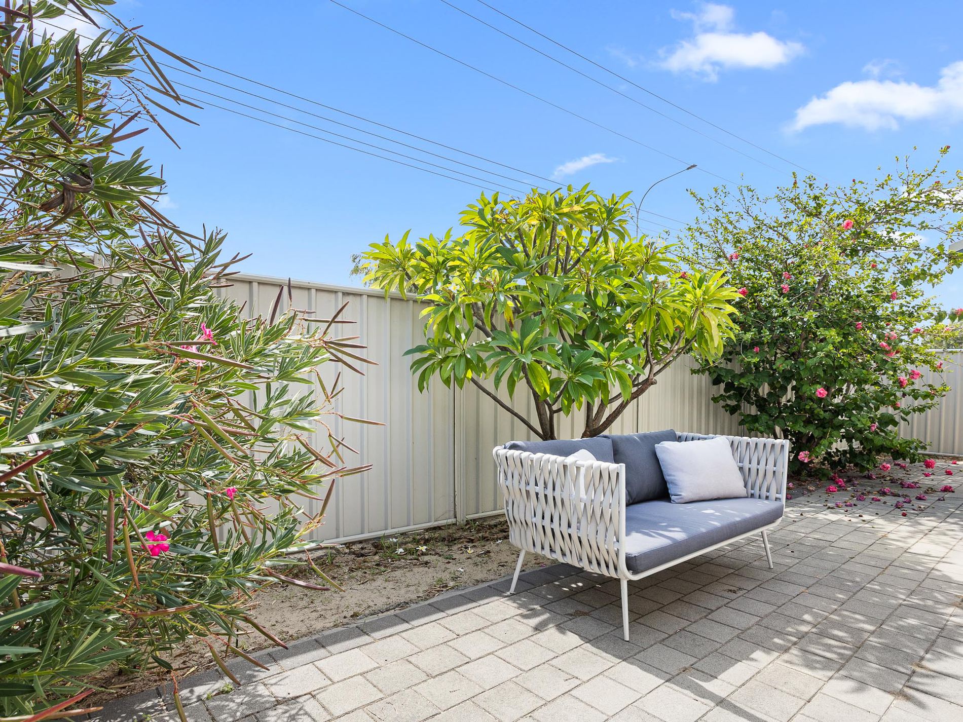 1B Bowra Avenue, Woodlands