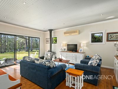 212 Island Point Road, St Georges Basin