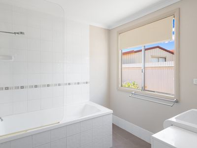 2A Dorothea Street, South Kalgoorlie