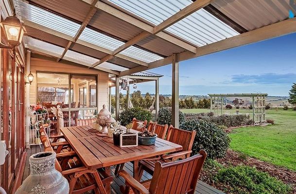 14 The Dress Circle, Oaklands Junction