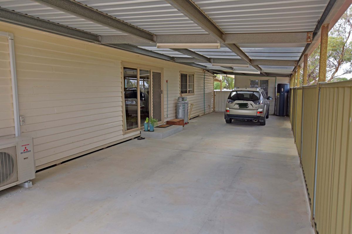 14 Weller Road, Lancaster