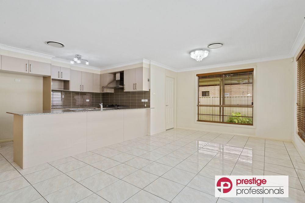 11 Mckinnon Close, Holsworthy