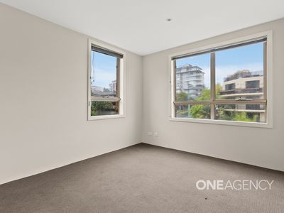 5 / 48 Bourke Street , North Wollongong