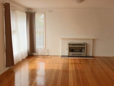 5 Charles Street, Belmont