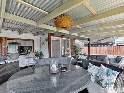 18 Ocean Street, Torquay