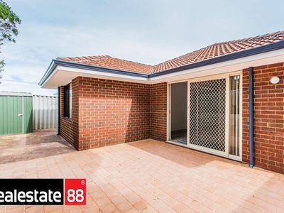 18 Burdett Retreat, Murdoch