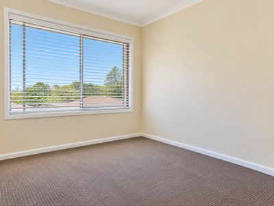 2 / 113 Mt Keira Road, Mount Keira