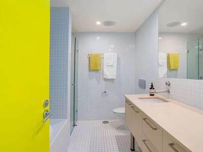 706 / 15 Vaughan Place, Adelaide