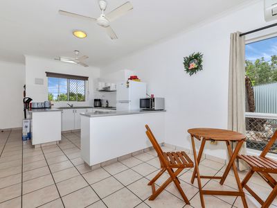 1 / 80 Forrest Parade, Bakewell