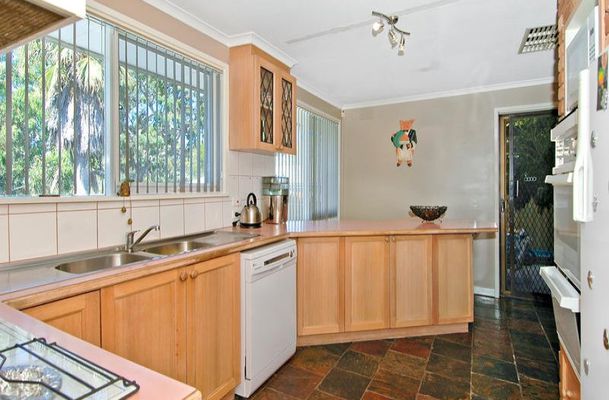 23 Mitford Crescent, Craigieburn