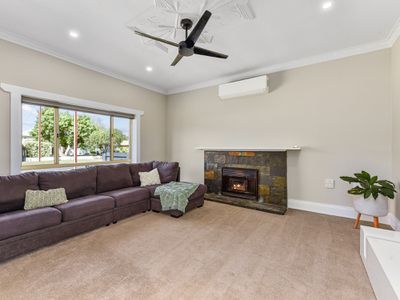 33 Aitken Street, Millicent