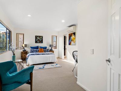 16 Maybole Drive, Flat Bush