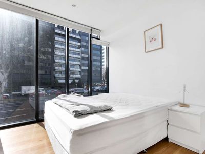 M01 / 338 KINGS WAY, South Melbourne