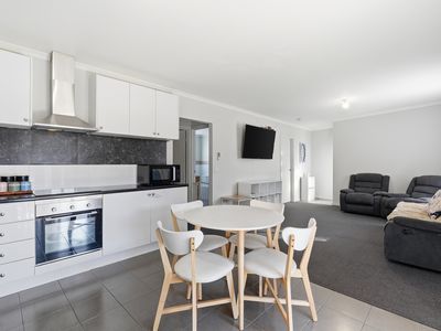 1 / 7 Lyndon Road, Bagdad