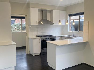 2 / 23 Larissa Street, Tarneit