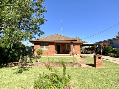 4 Bartley Street, Forbes