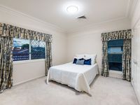 1 Nowingi Close, Eight Mile Plains