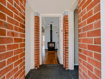56 Centennial Avenue, Milton