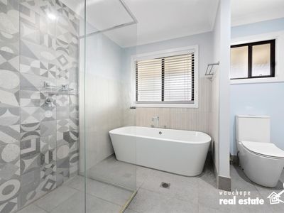 795 Beechwood Road, Beechwood