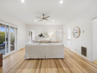 29 Beach Avenue, Blairgowrie