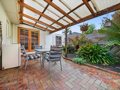 1 / 45 Albenca Street, Mentone