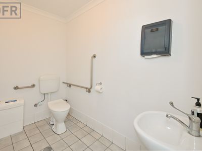 1 / 453 Yangebup Road, Cockburn Central