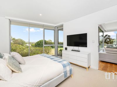 35 / 2 Milyarm Rise, Swanbourne