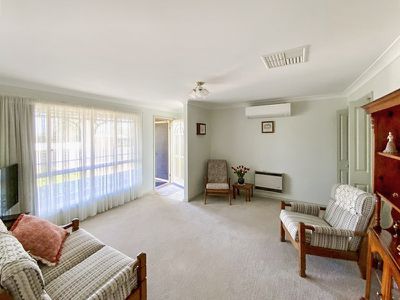 4 / 18 Regent Street, Forbes