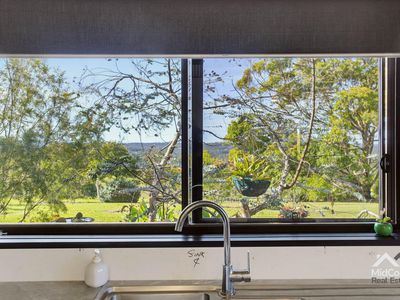 14913 Pacific Highway, Possum Brush
