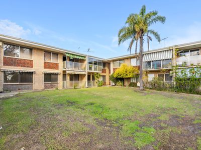 3 / 4 Villiers Street, Yokine