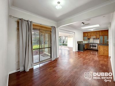 427 Wheelers Lane, Dubbo