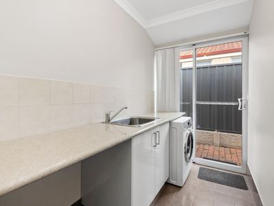 4B Freeland Way, Eden Hill