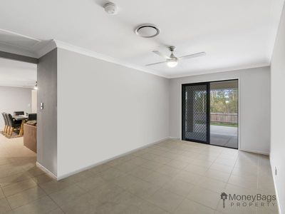 81 Panitz Drive, Jimboomba