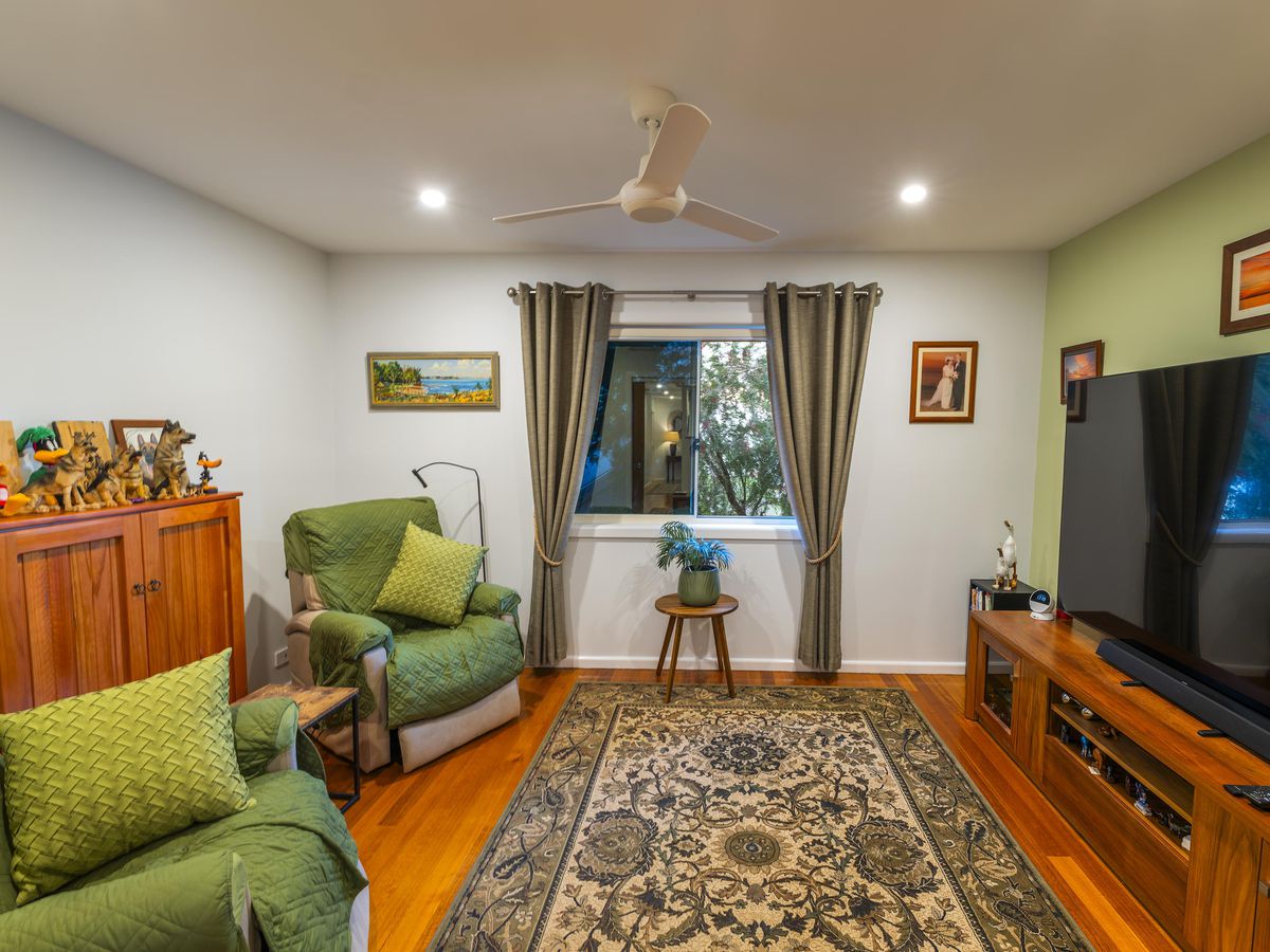 4 Yachtsman Drive, Safety Beach