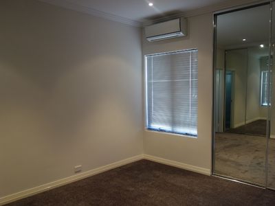 33D Apara Way, Nollamara