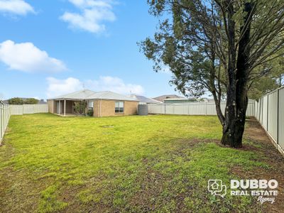 30 Apsley Crescent, Dubbo