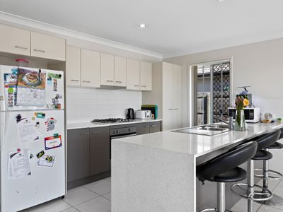 9 Nightshade Crescent, Pimpama