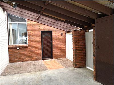 2 / 35 Government Road, Shoal Bay