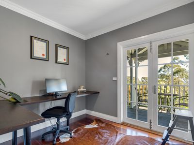 36 Mabel Crescent, Mount Macedon