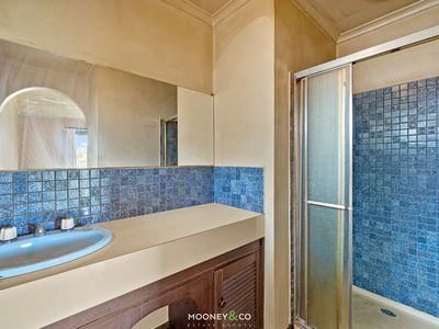 42 Houlder Avenue, Junction Village