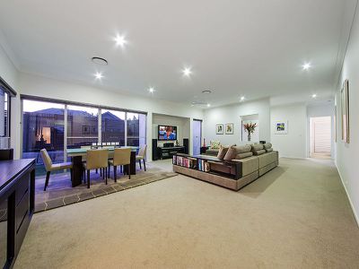 4 Thomson Place, Wakerley